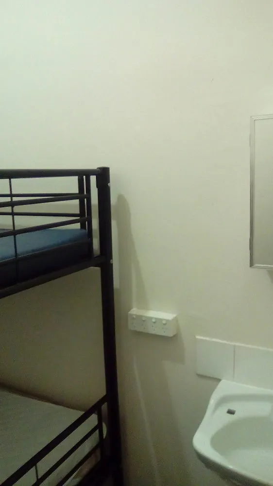 Adelaide Motel & Backpackers Australia